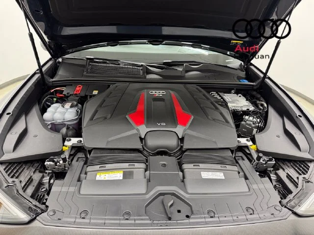 New 2027 Blue Audi 4.0T image 4
