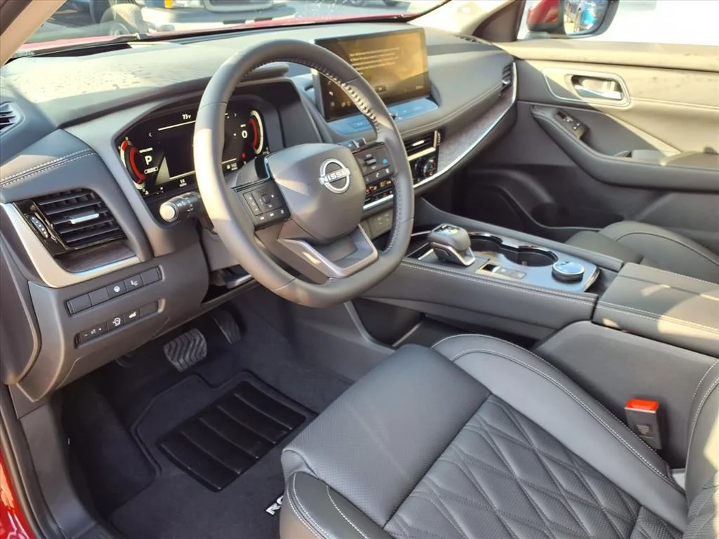 New 2026 Scarlet Ember Tintcoat Nissan Platinum image 16