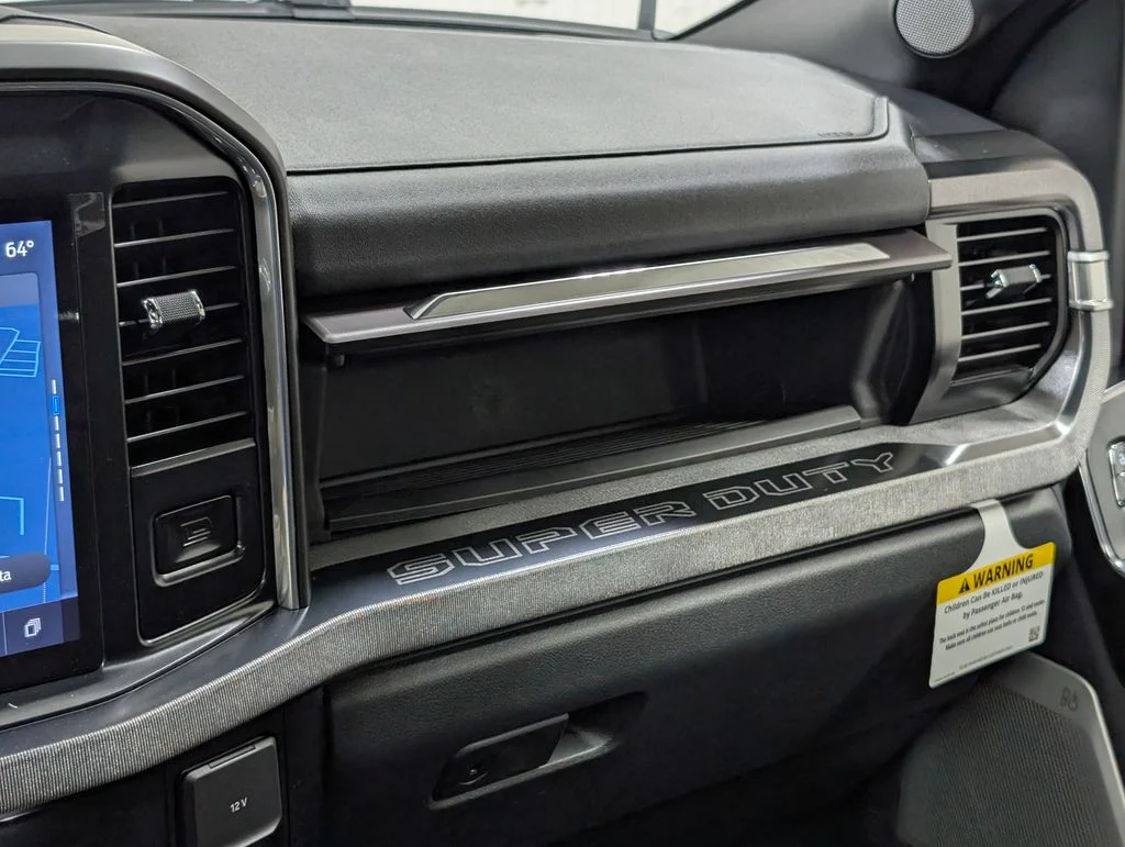 New 2026 Star White Metallic Tri-Coat Ford F-450® Platinum® image 9