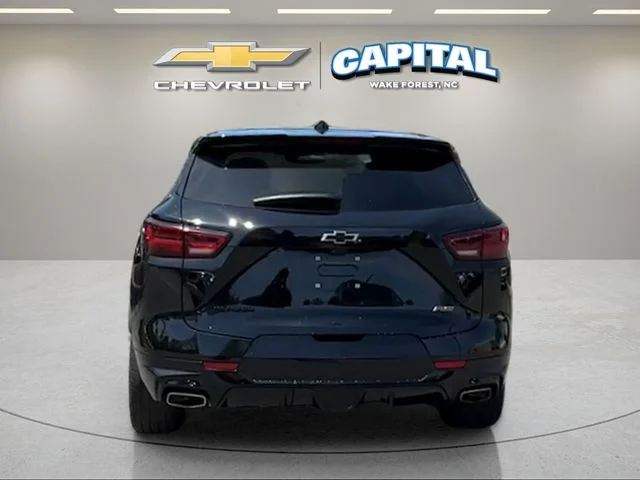 Used 2023 Black Chevrolet RS image 5