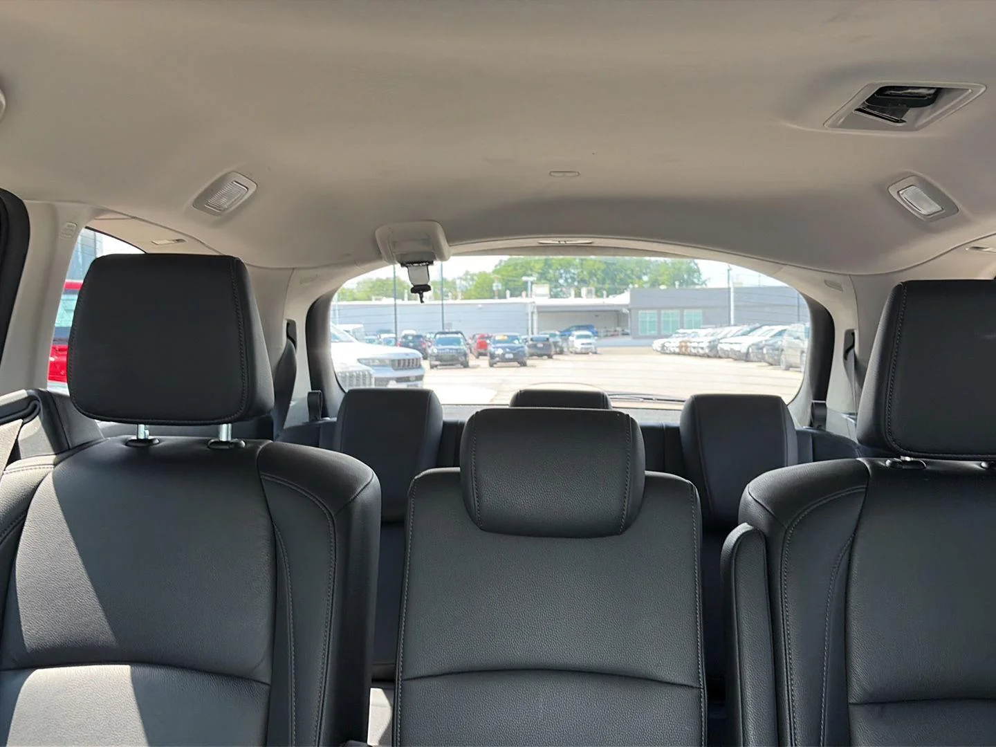 Used 2025  Honda EX-L image 13
