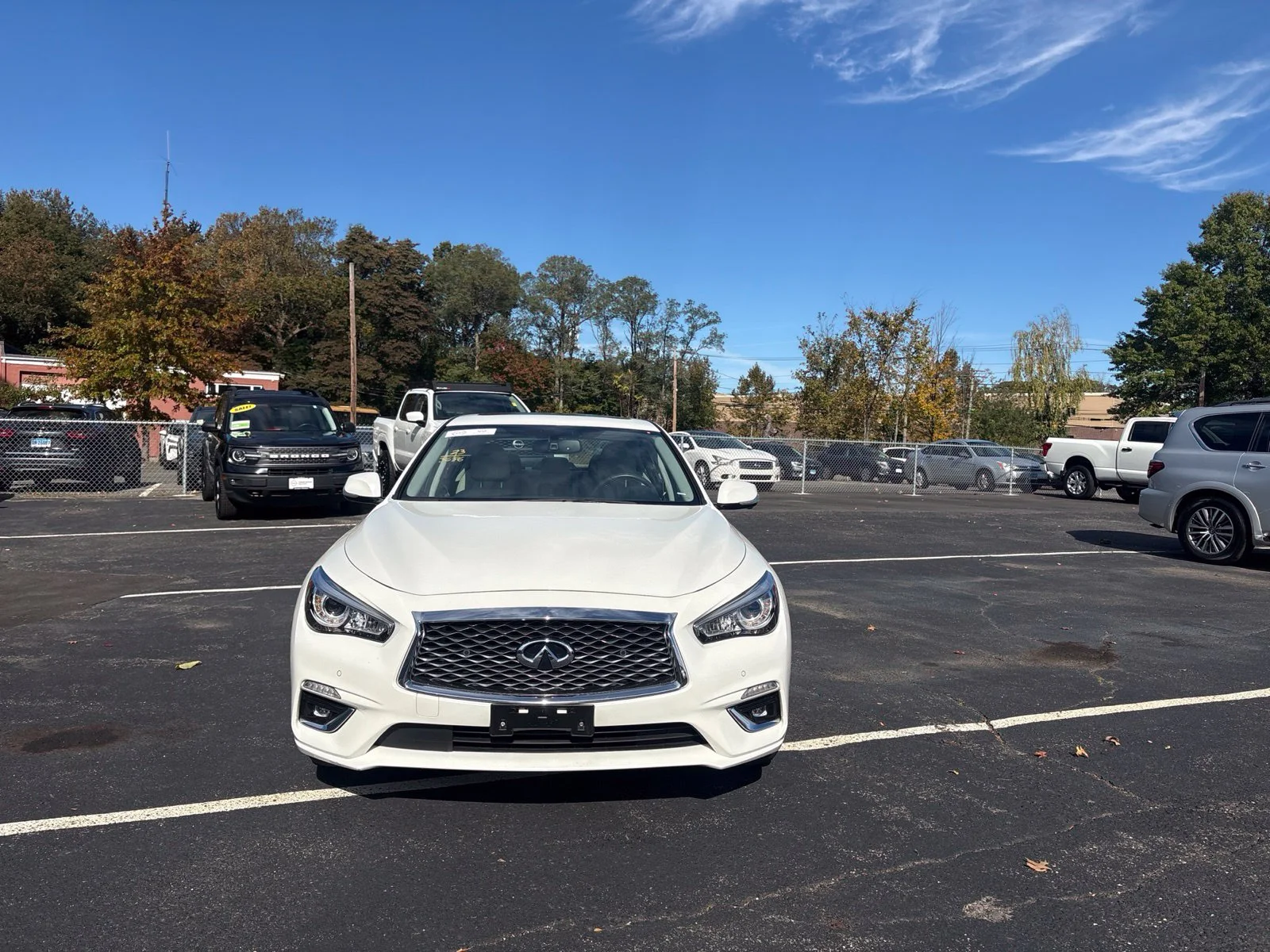 Used 2023 Majestic INFINITI LUXE image 3
