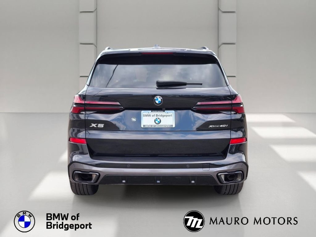 Used 2024 Black BMW xDrive40i image 5