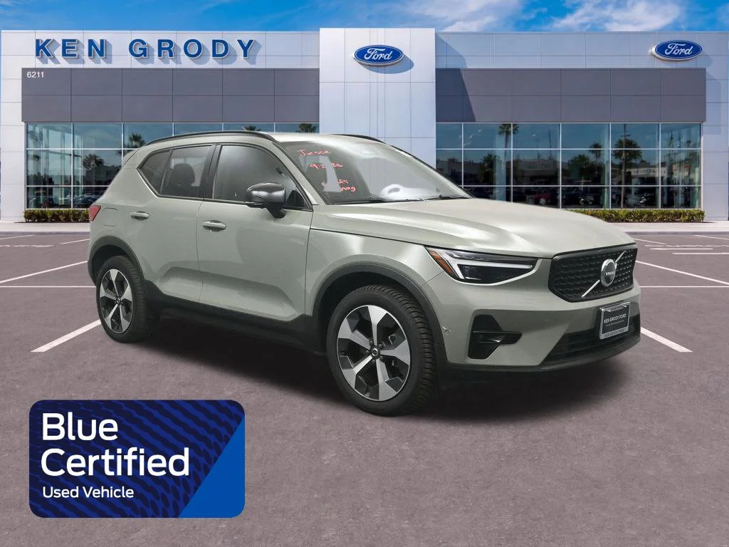 2023 Volvo XC40 Ultimate
