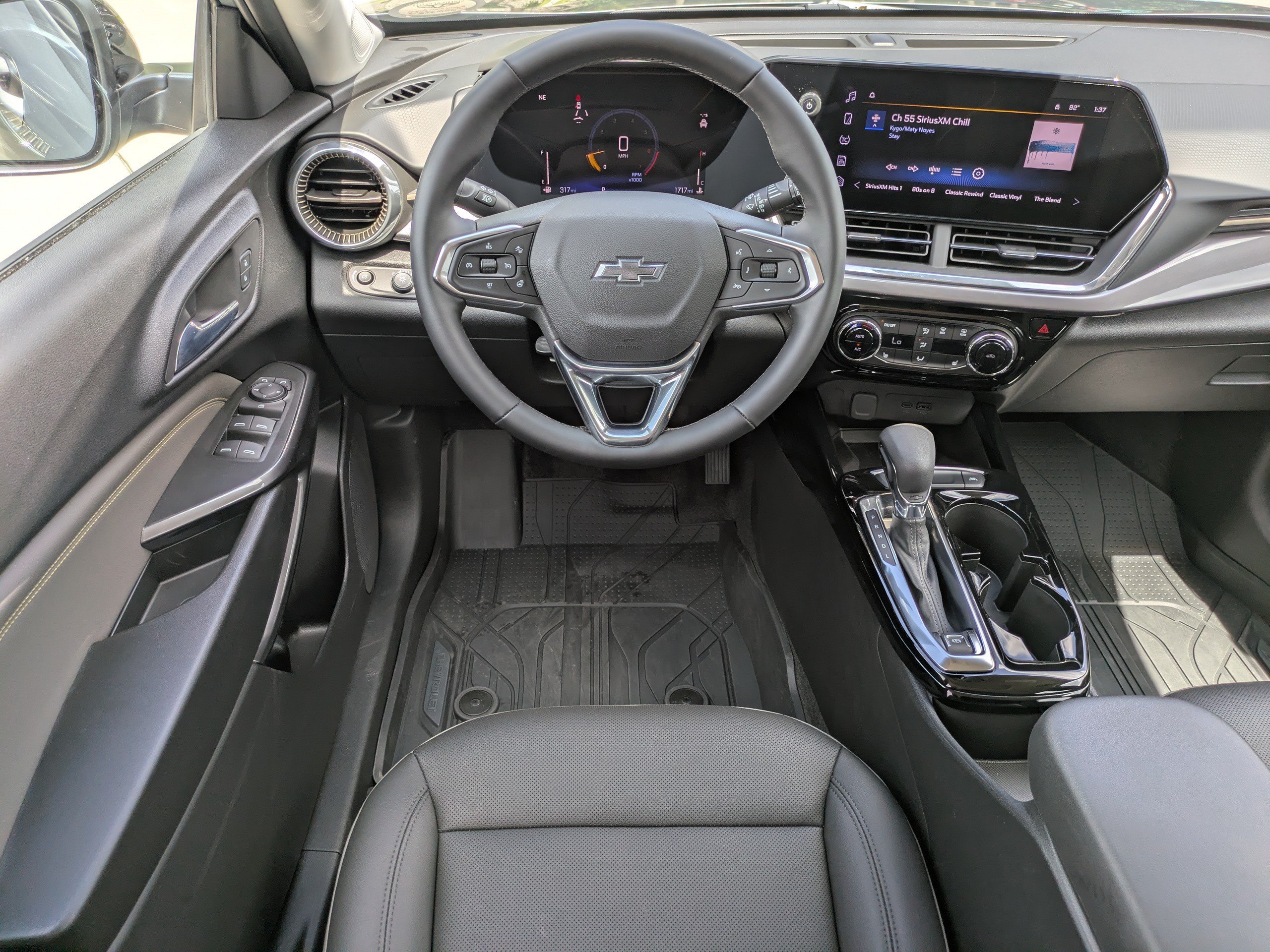 2026 Chevrolet Trax Activ - Photo 14