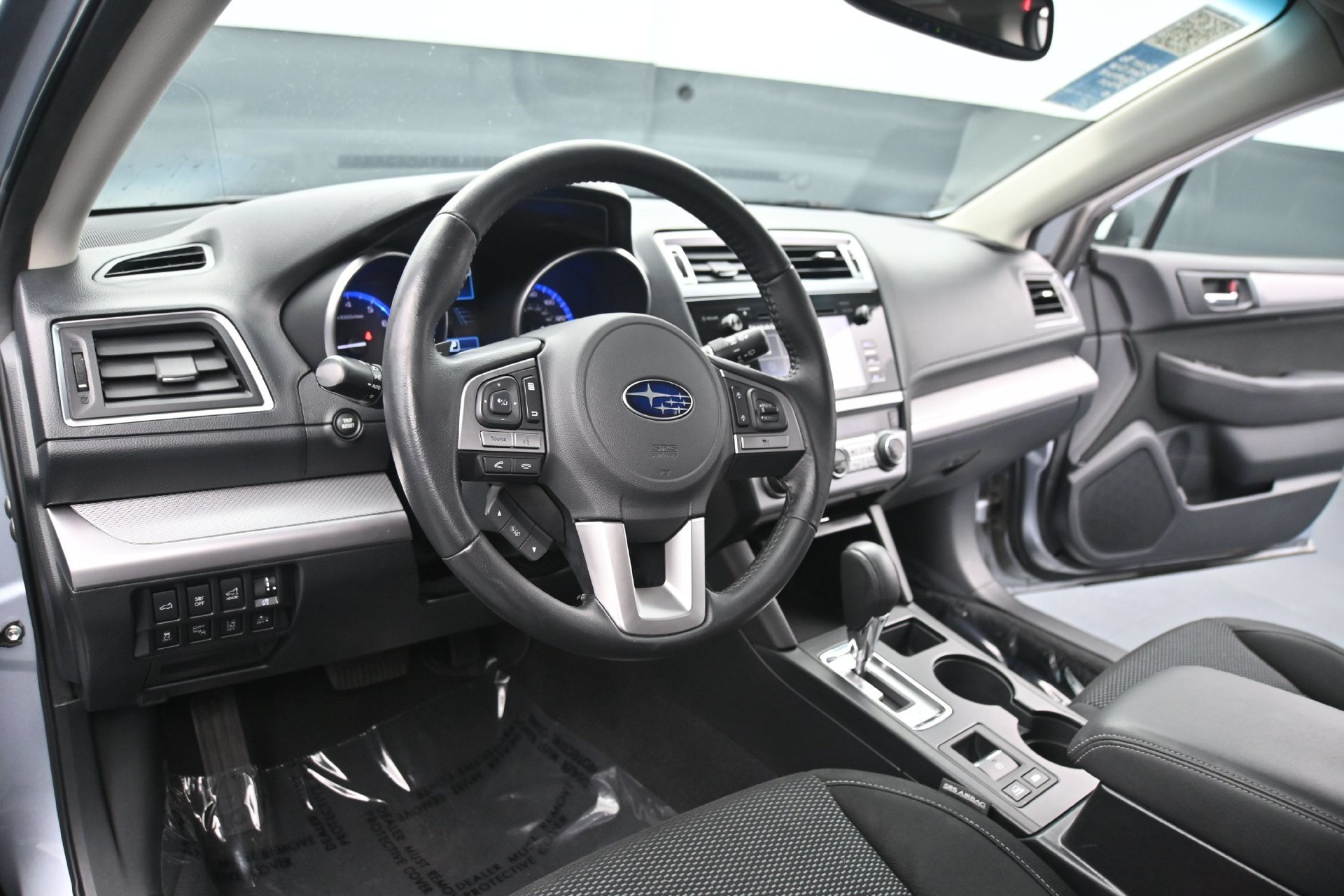 Used 2015 Ice Silver Metallic Subaru 2.5i Premium image 22