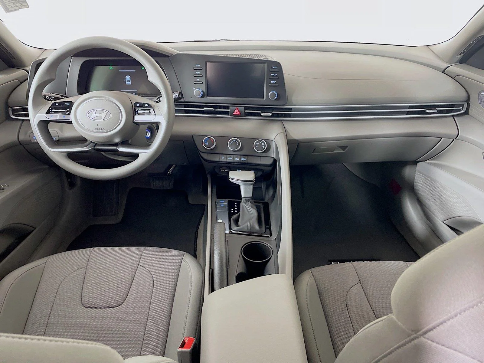 Used 2025 Ultimate Red Hyundai SE image 21