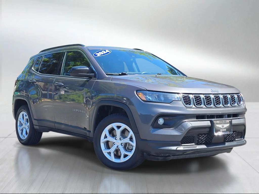Used 2024 Baltic Gray Metallic Clearcoat Jeep Latitude image 1
