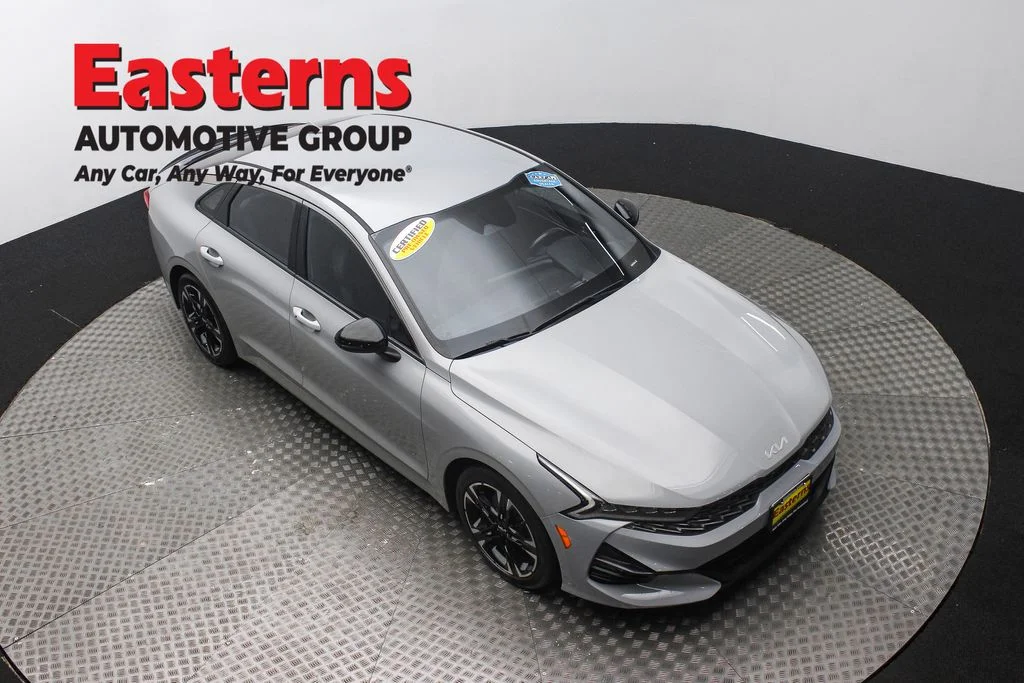 Used 2022 Gray Kia GT-Line image 3