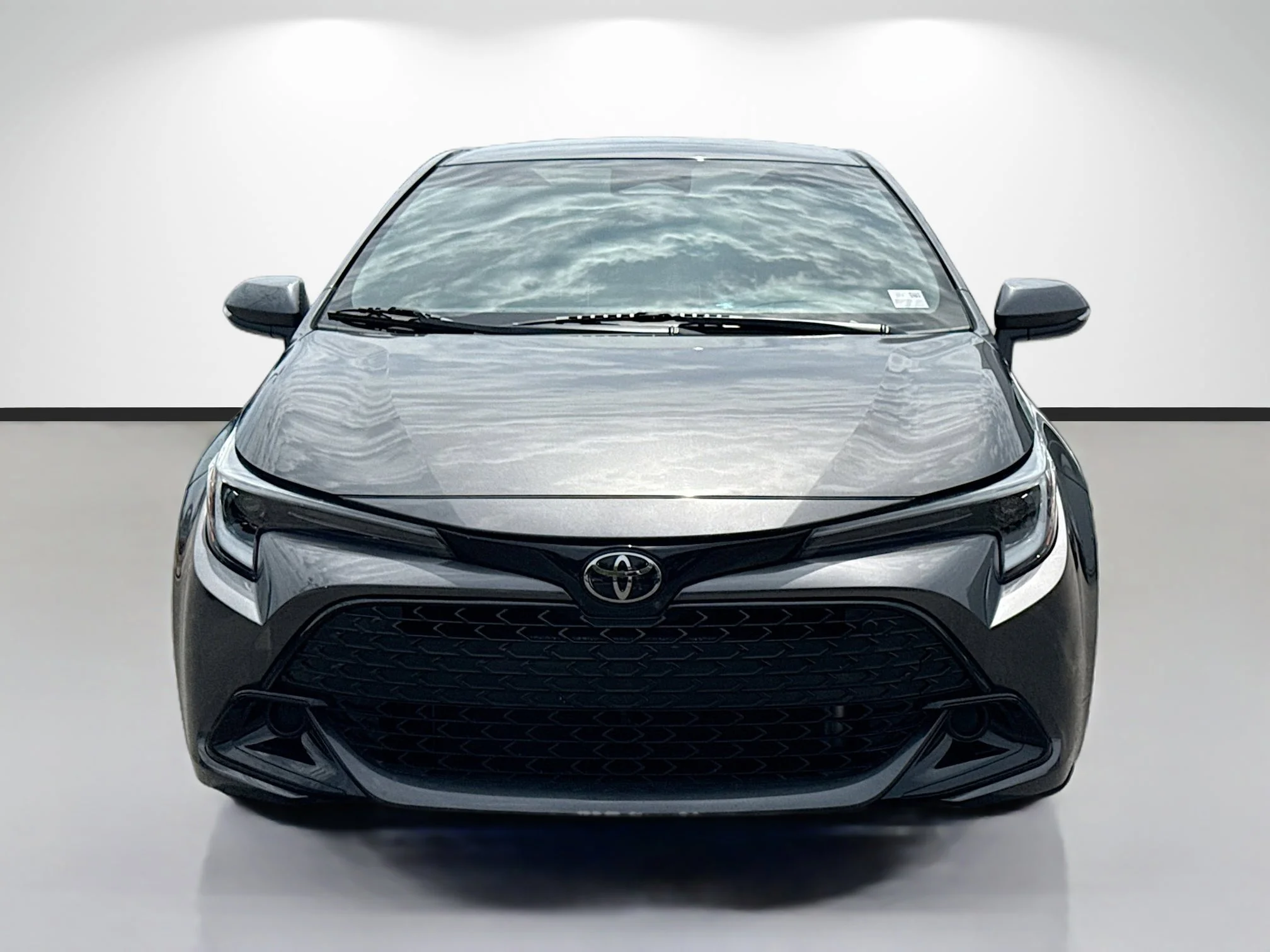Used 2024 Magnetic Gray Metallic Toyota SE image 8