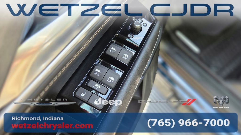 New 2026 Fathom Blue Pearl-Coat Exterior Paint (Late Availability) Jeep Limited Altitude image 15
