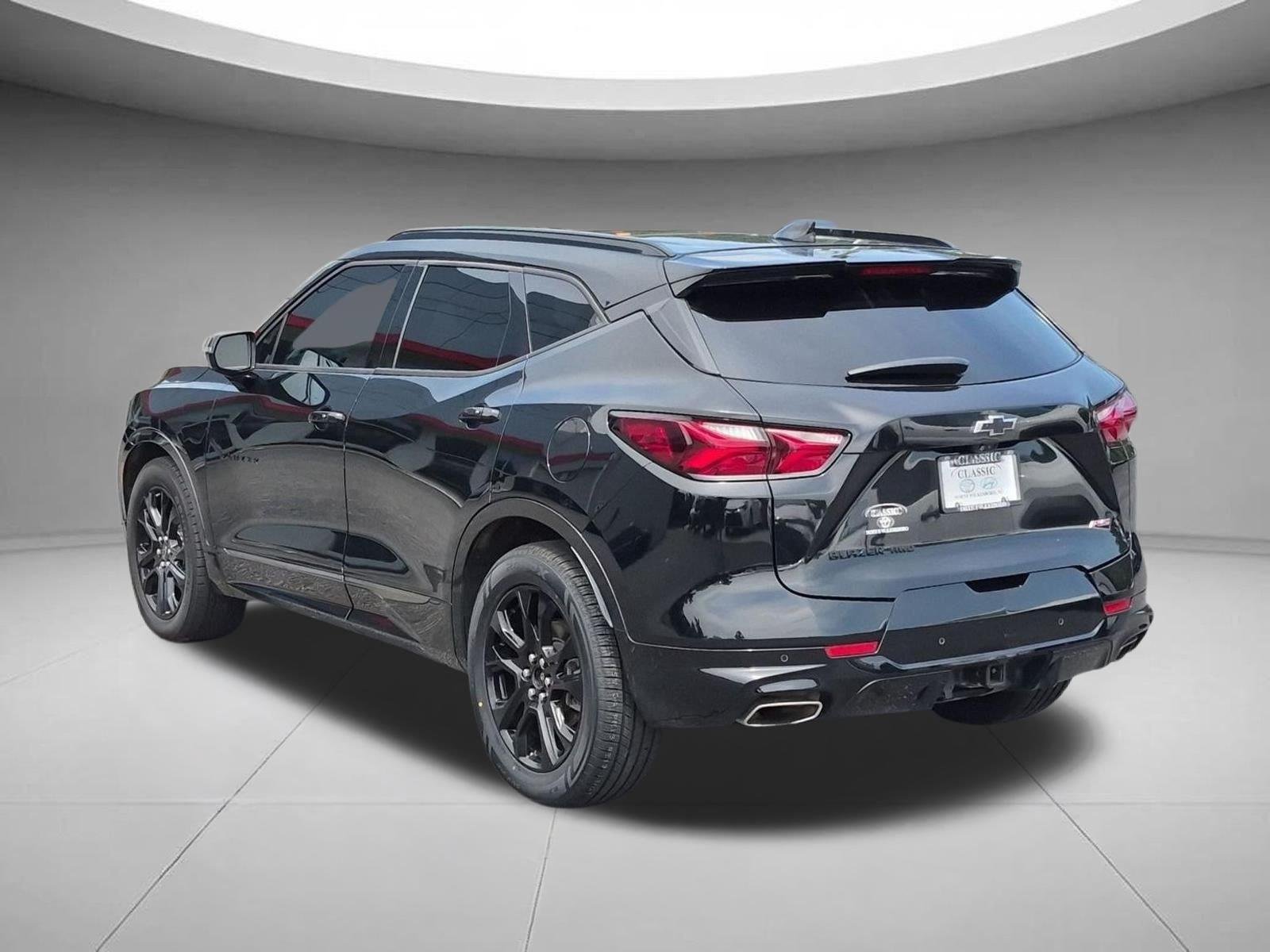 Used 2020 Black Chevrolet RS image 3