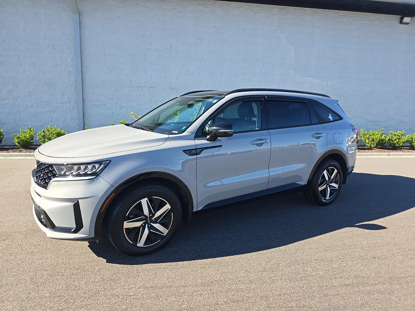 Certified Used 2023 Gray Kia EX image 1