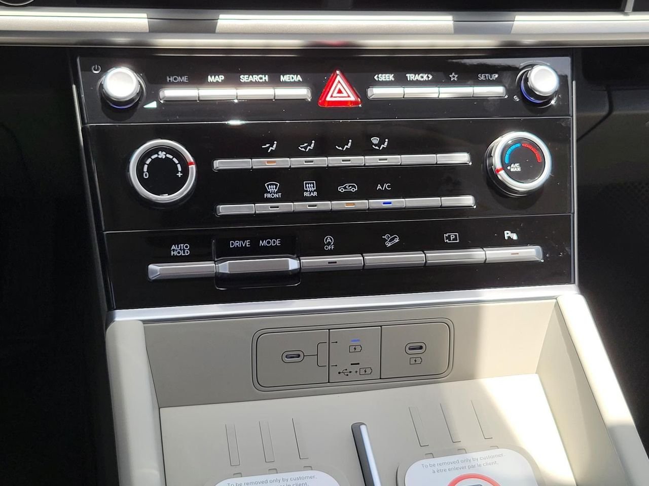 New 2026 Phantom Black Hyundai SE FWD image 20