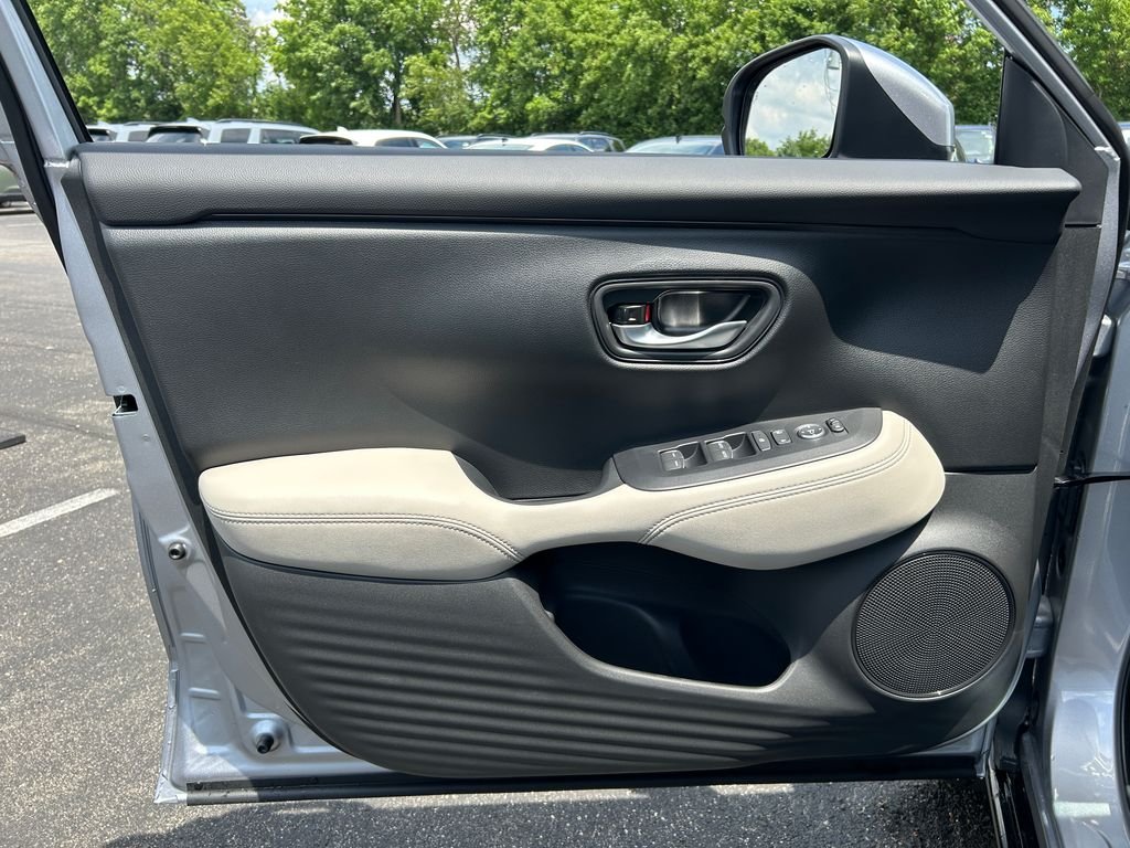 2026 Honda HR-V EX-L - Photo 18