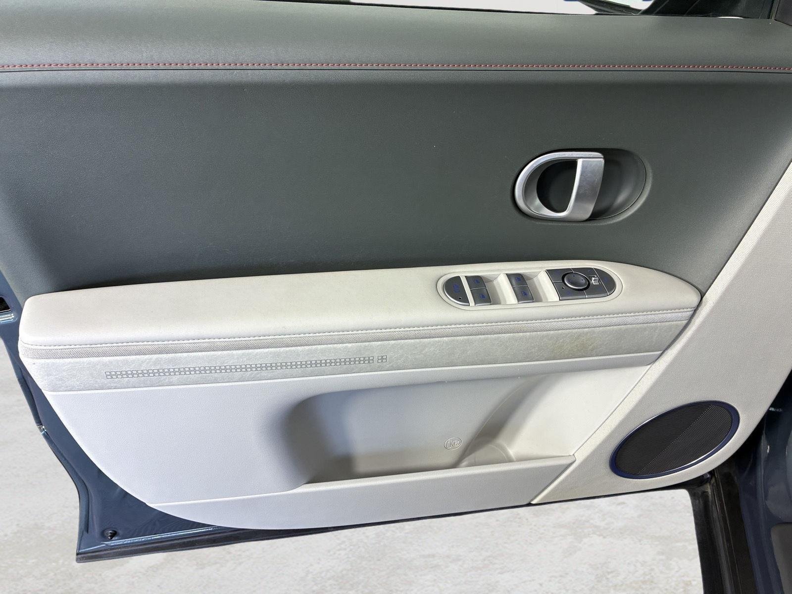 Used 2023 Digital Teal Hyundai SEL image 46