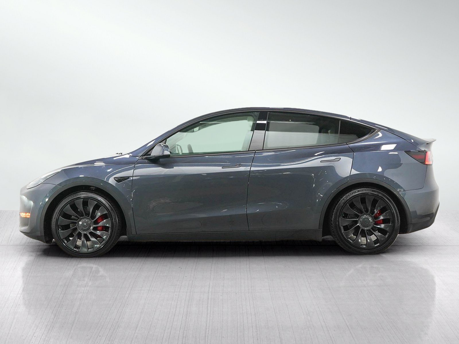 Used 2022 Tesla Model Y Performance with VIN 7SAYGDEF9NF465942 for sale in Minneapolis, MN