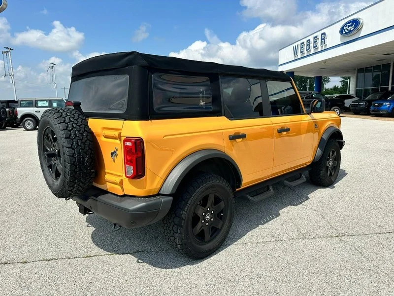 Certified Used 2021 Cyber Orange Metallic Tricoat Ford Base 4 Door 4x4 image 6
