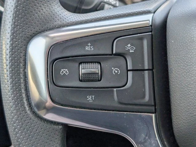 Used 2021 Summit White Chevrolet LT image 24