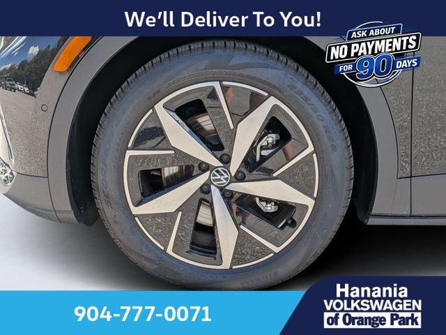 Used 2025 Black Volkswagen Pro S image 10