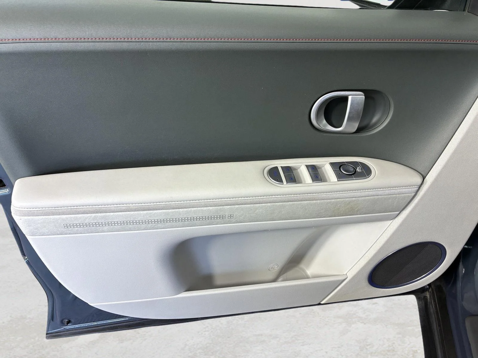 Used 2023 Digital Teal Hyundai SEL image 45