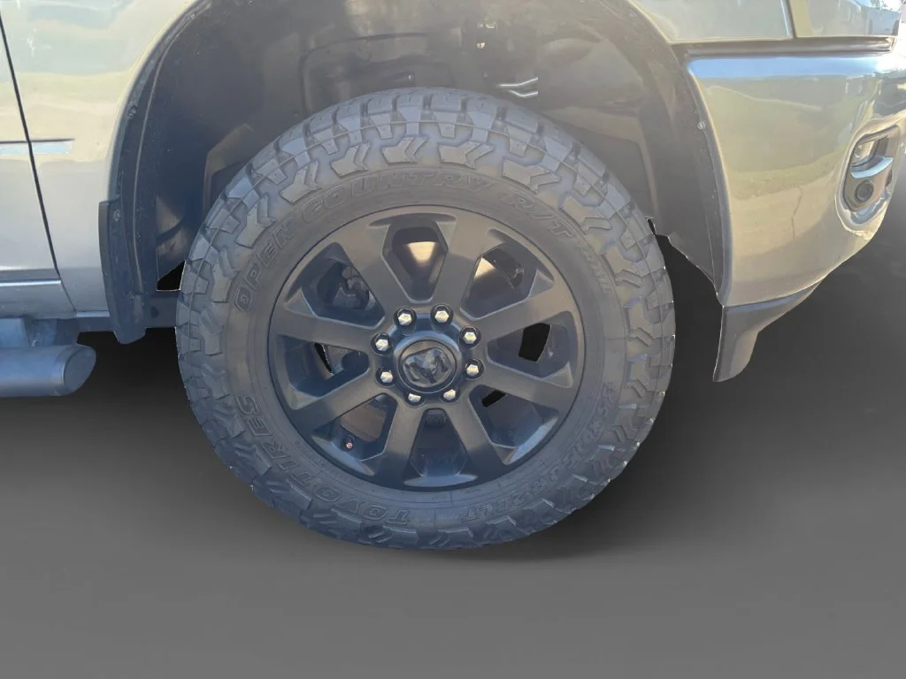 Used 2024 Silver Ram Laramie image 11