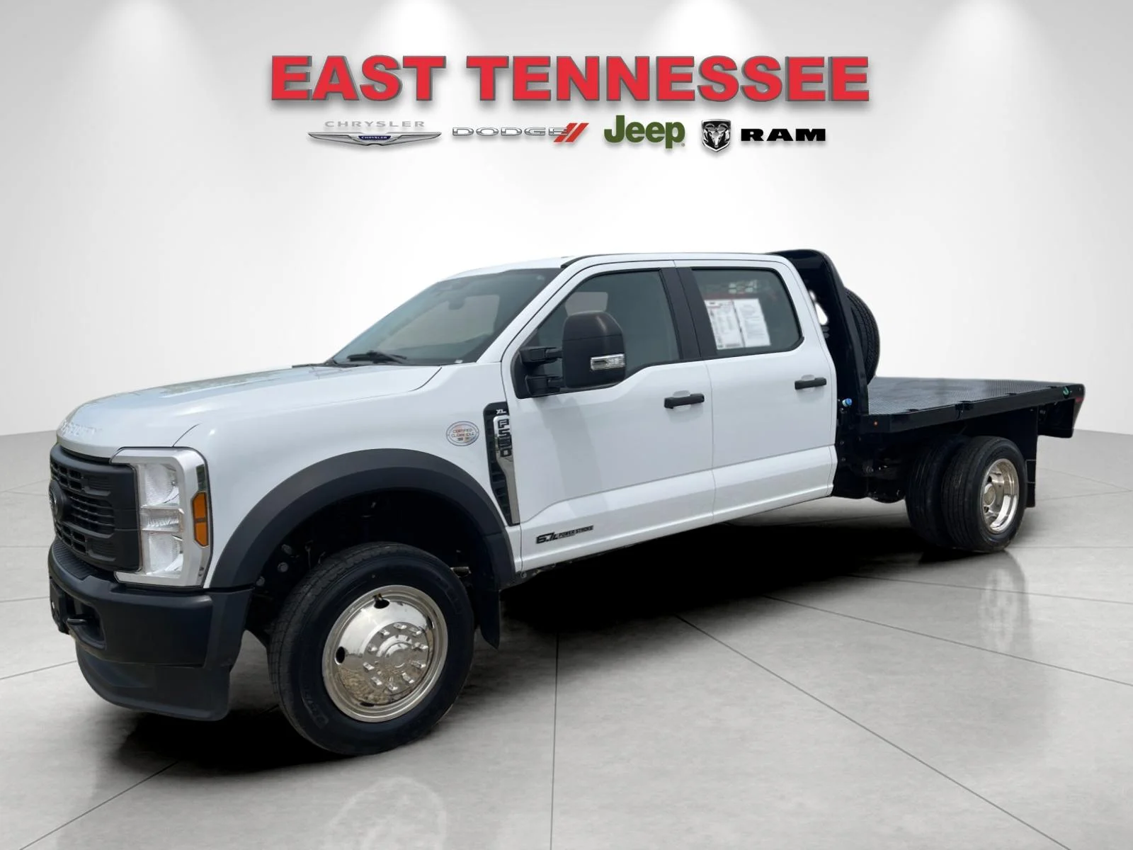 Used 2024 White Ford XL image 7
