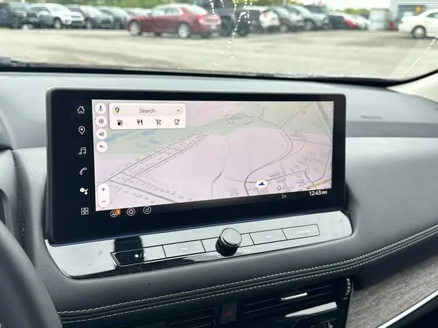 Used 2026 Gray Nissan Platinum image 39
