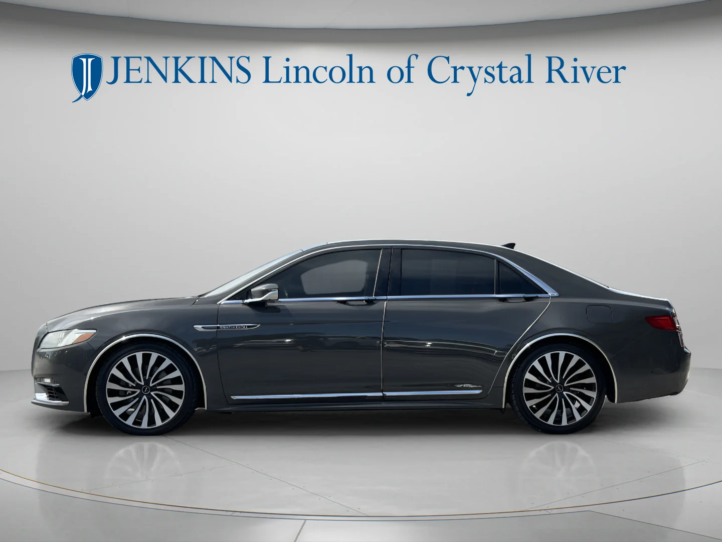 Used 2018 Magnetic Gray Metallic Lincoln Black Label image 7