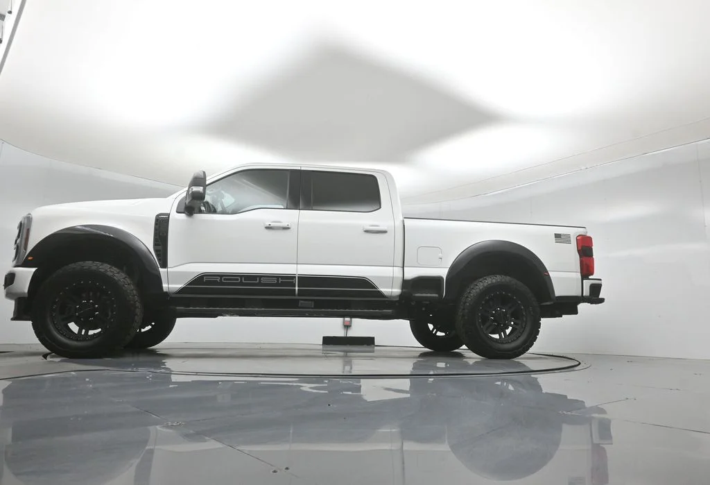 New 2026 Star White Metallic Tri-Coat Ford Lariat image 7