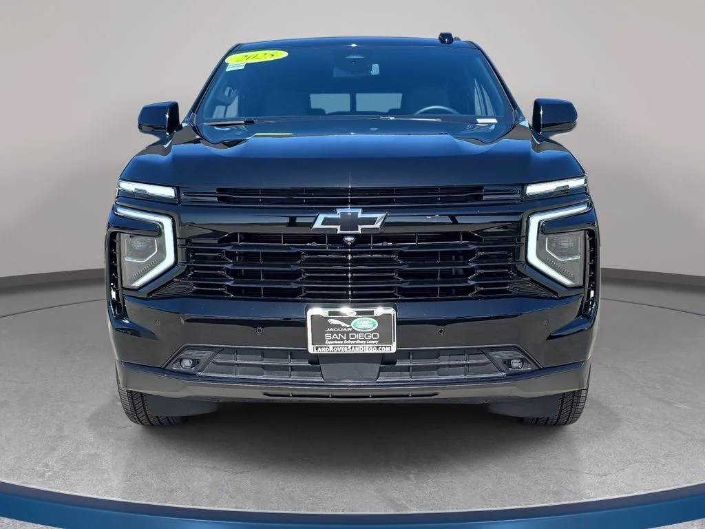 Used 2025 Black Chevrolet RST image 3