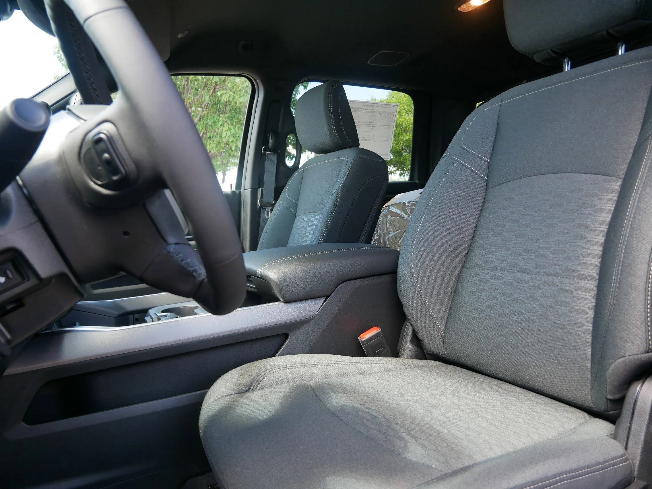 2026 RAM 2500 Big Horn - Photo 9