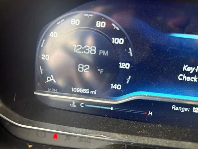Used 2022 Summit White Chevrolet Premier image 6
