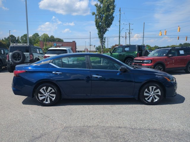 Used 2024 Deep Blue Pearl Nissan  image 6
