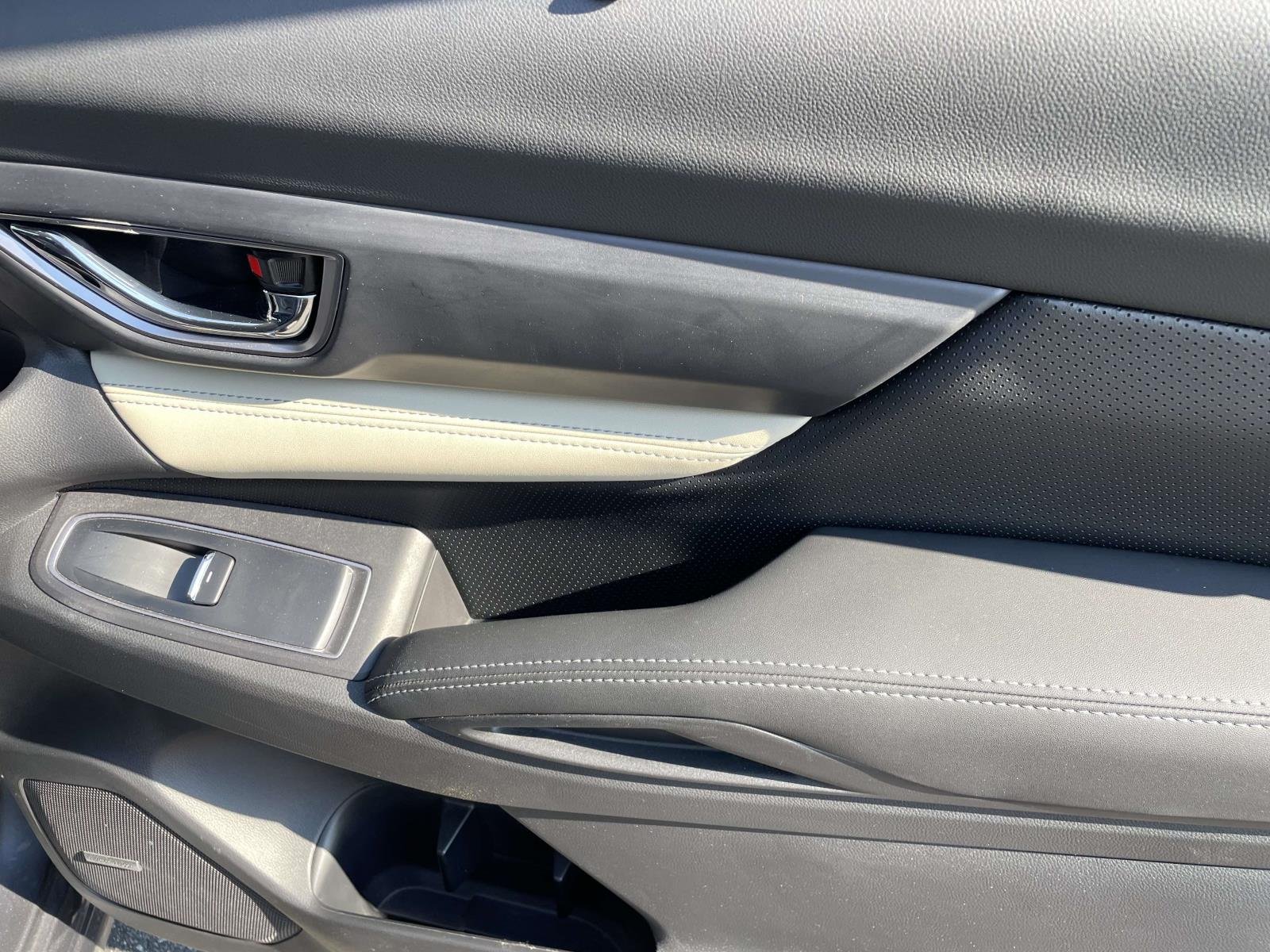 Used 2022 Magnetite Gray Metallic Subaru Limited image 10
