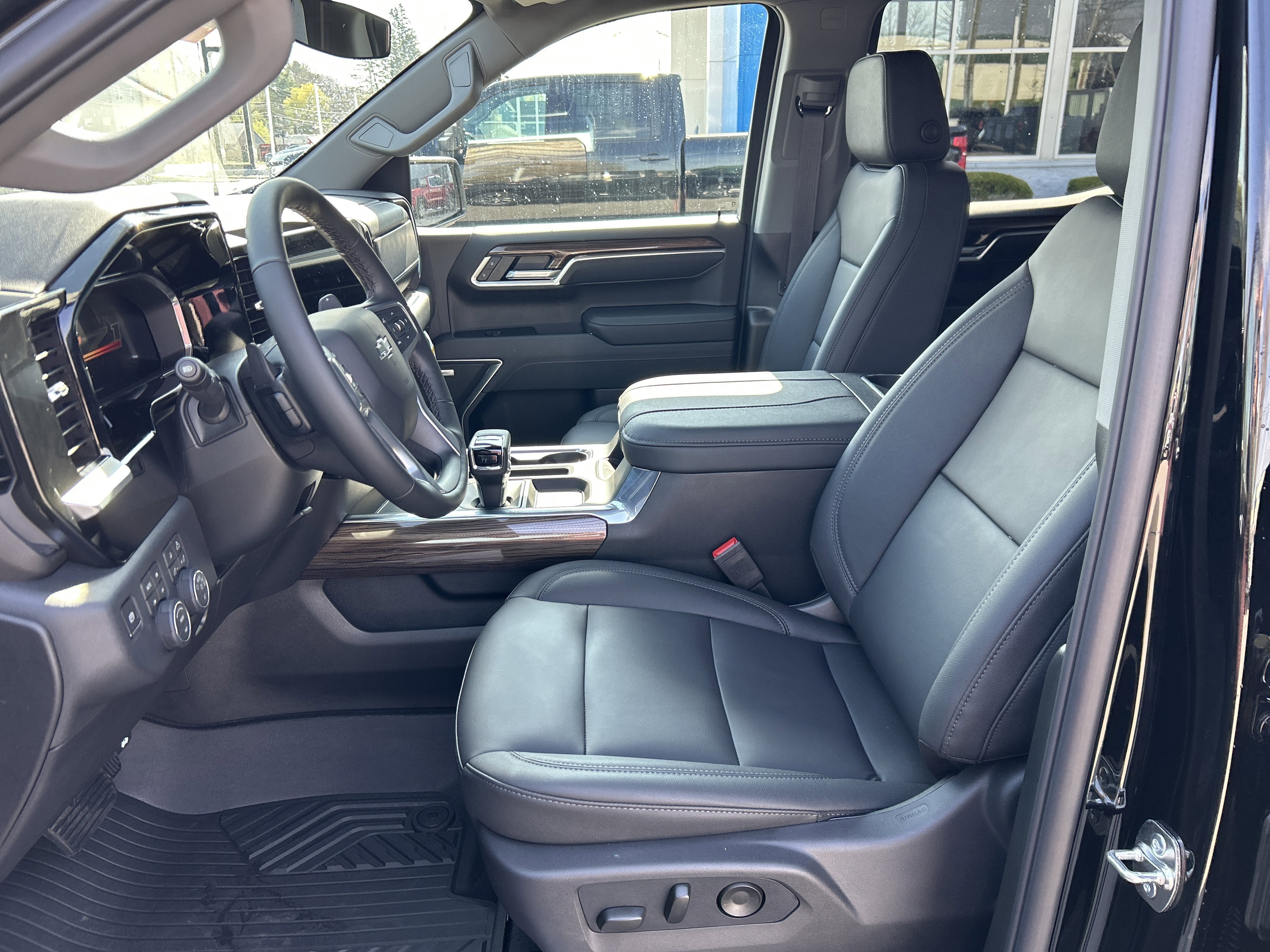 2026 Chevrolet Silverado 1500 RST - Photo 9