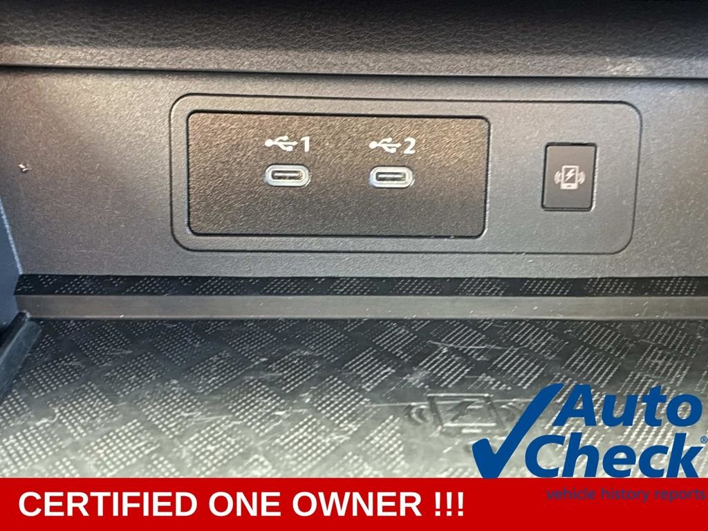 Used 2025 White Nissan SV image 30