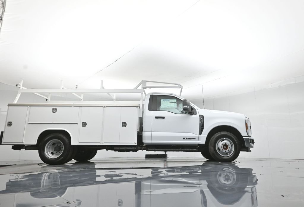 New 2025 Oxford White Ford XL image 52
