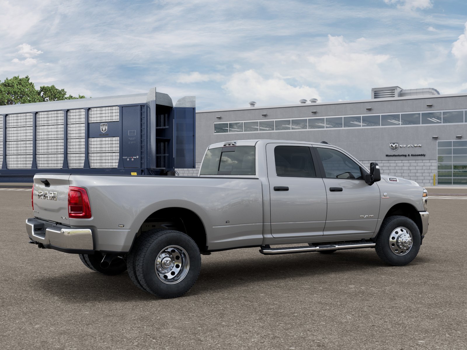 New 2026 Silver-Zynith Exterior Paint RAM BIG HORN image 2
