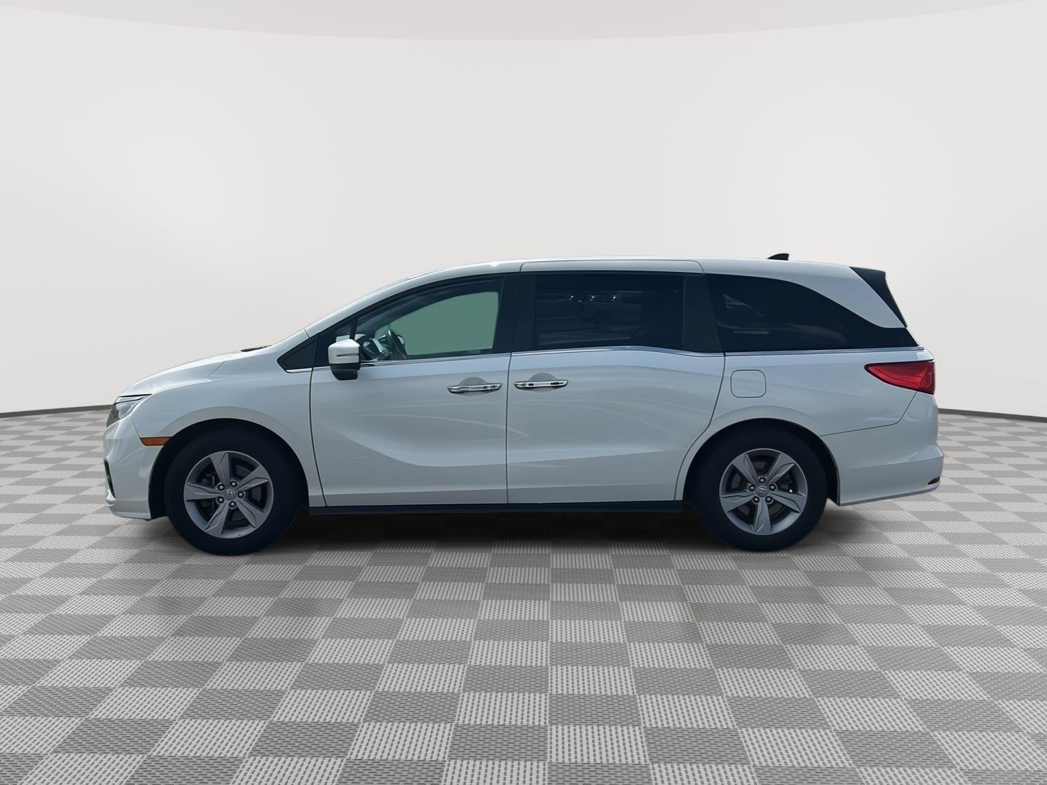 Certified Used 2019 White Diamond Pearl Honda EX-L w/Navi w/RES image 3