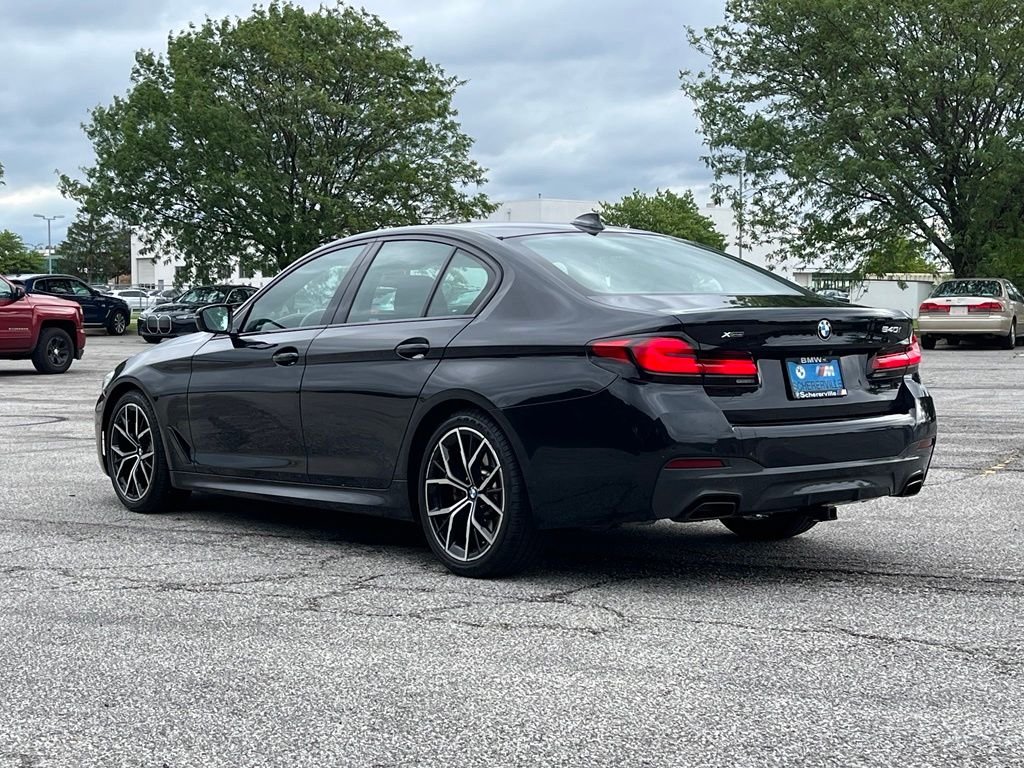 Used 2022 Black Sapphire Metallic BMW 540i xDrive image 5