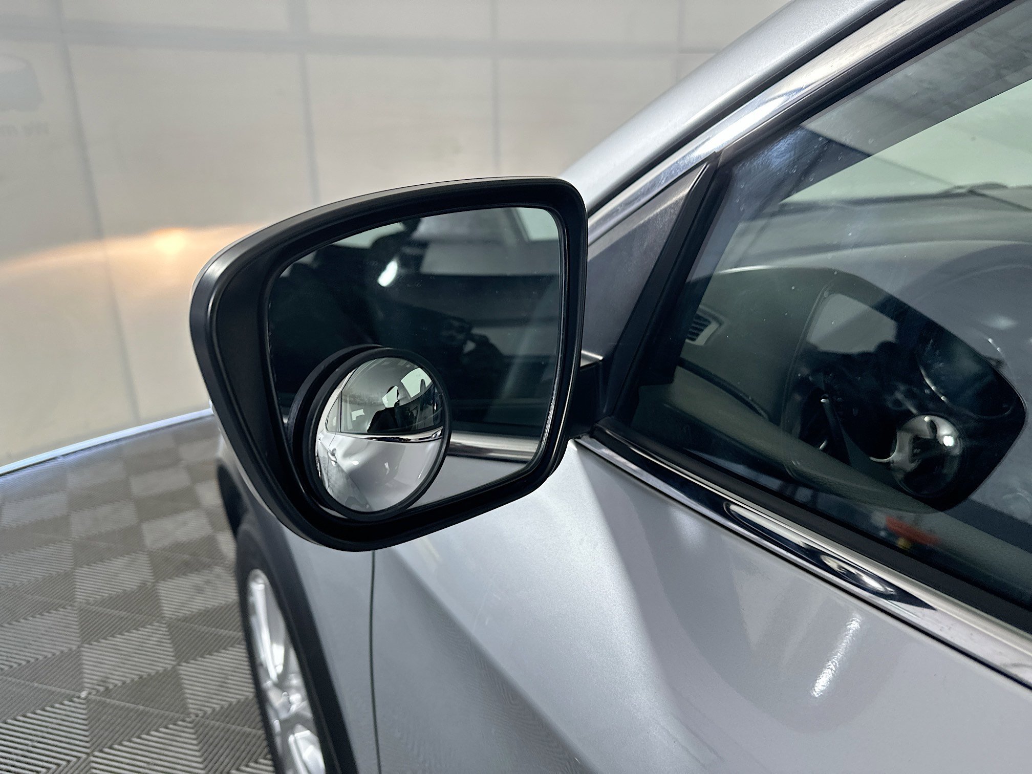 Used 2021 Brilliant Silver Metallic Nissan S image 10