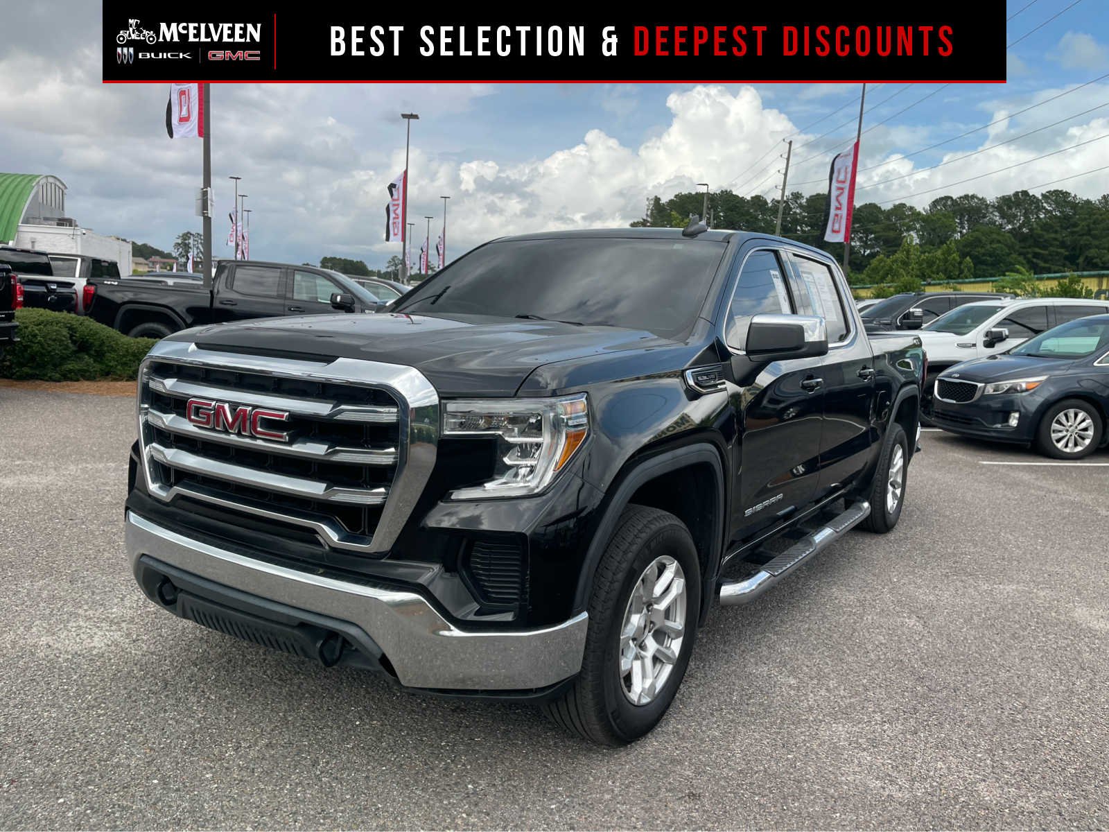 2020 GMC Sierra 4WD Crew Cab Short Box SLE's photo