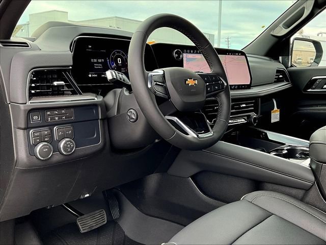2026 Chevrolet Suburban Premier - Photo 8
