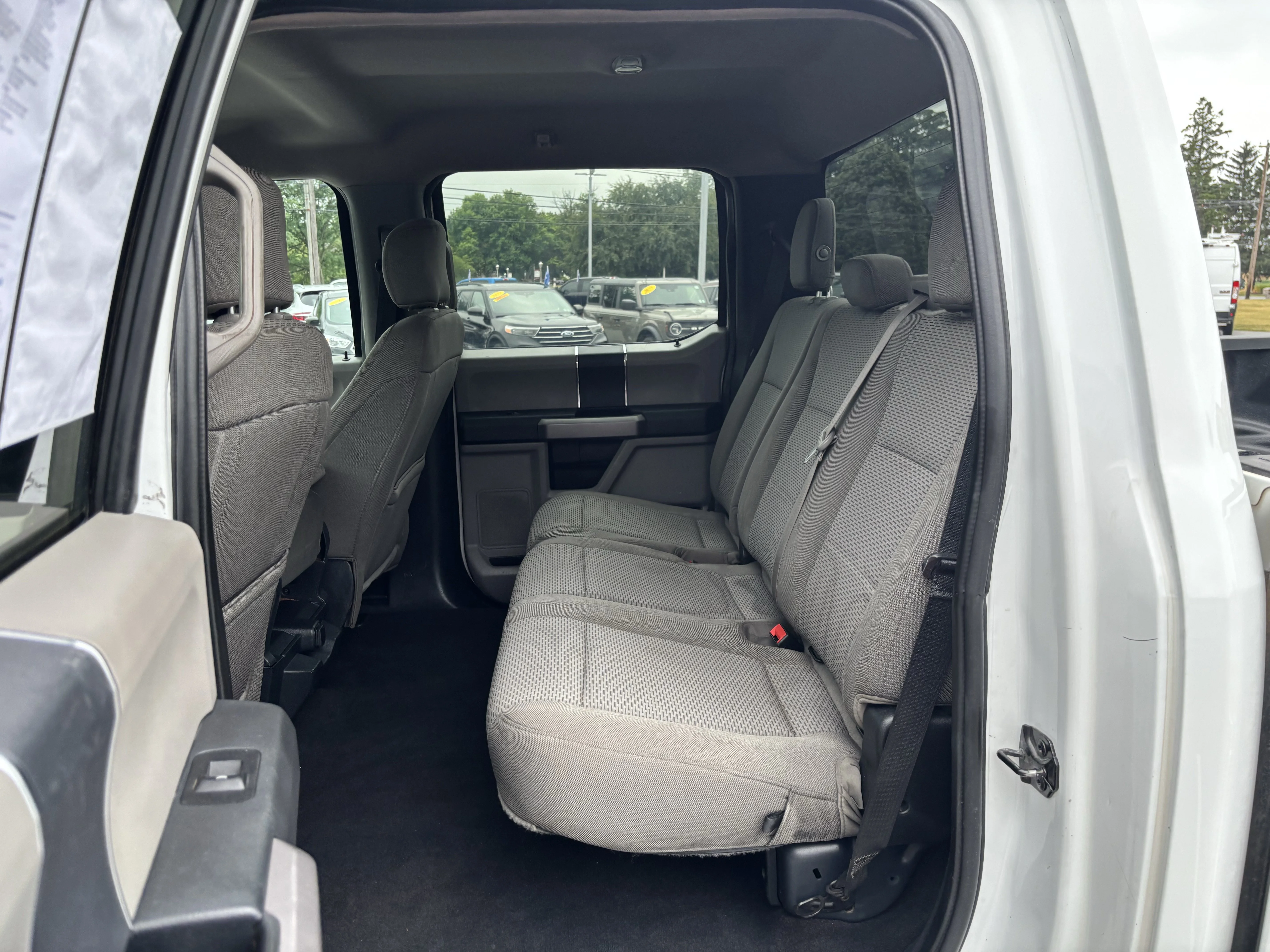 Used 2022 Oxford White Ford XLT image 59