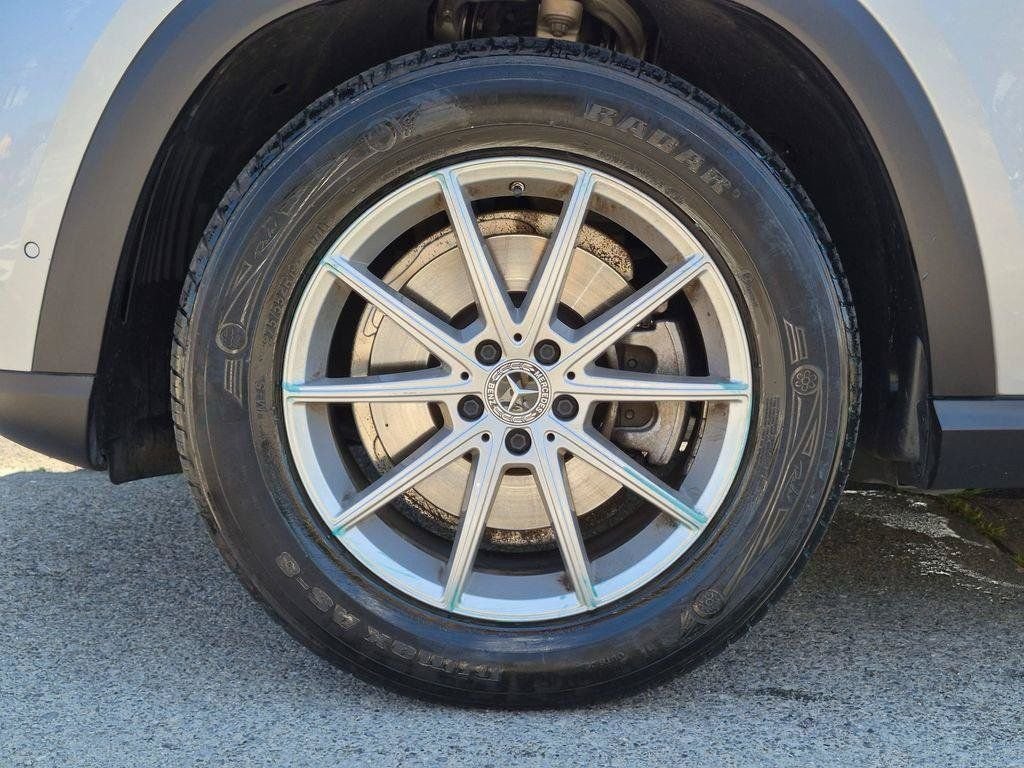 Used 2025 Gray Mercedes-Benz GLE 350 image 31
