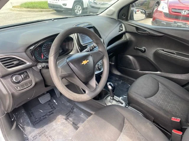 Used 2020 White Chevrolet LS image 7