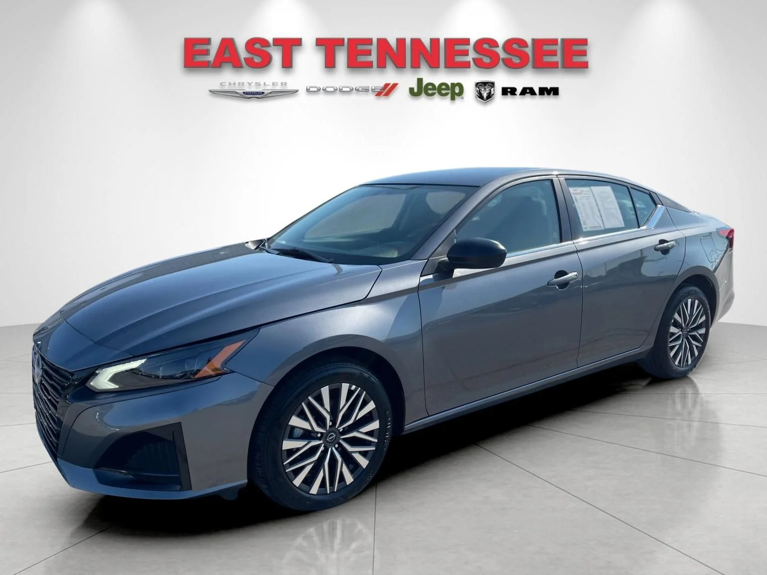 Used 2026 Gray Nissan 2.5 SV image 7