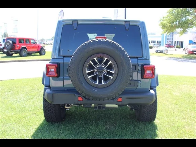 New 2024 Anvil Clear-Coat Exterior Paint Jeep Rubicon 392 image 6