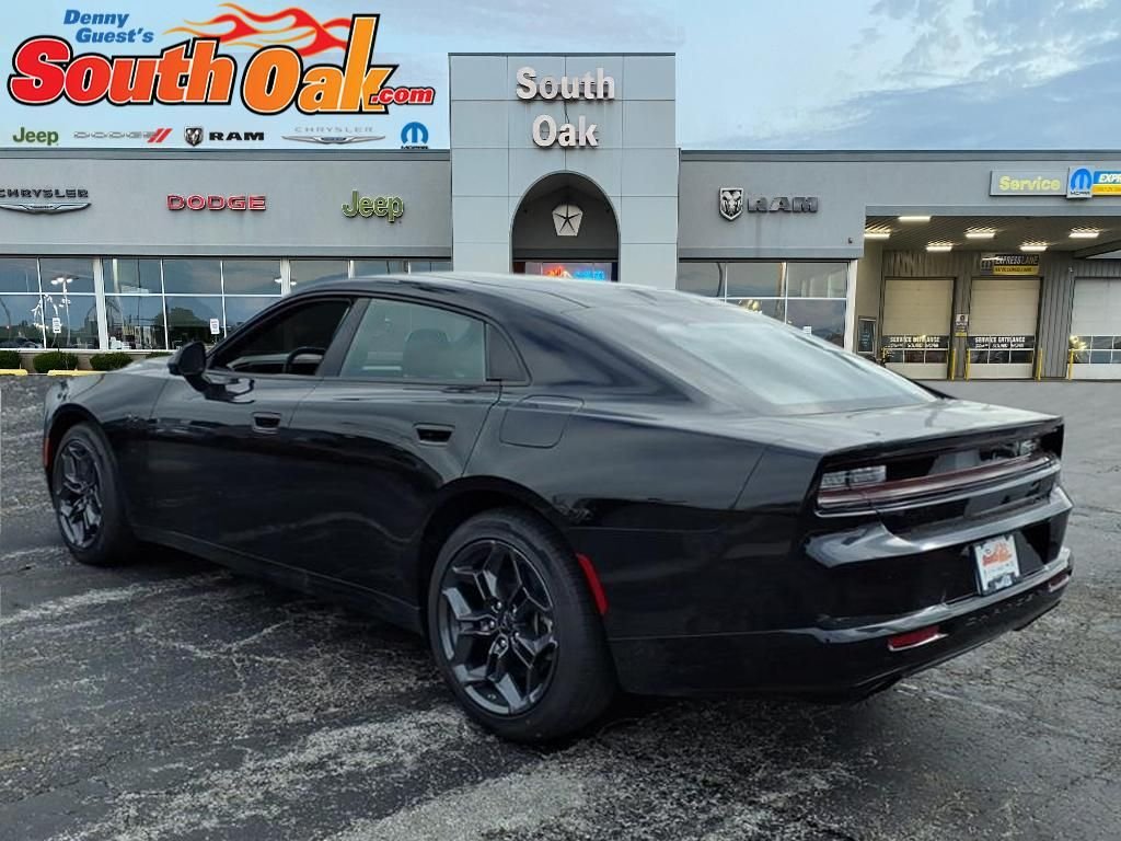 New 2026 Diamond Black Crystal Pearlcoat Dodge R/T image 3